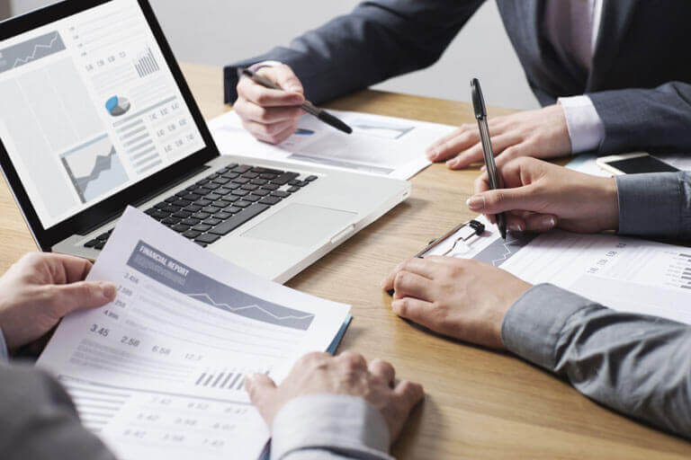 Mức xử phạt đối với trường hợp doanh nghiệp nộp chậm hoặc không nộp báo cáo giám sát, đánh giá đầu tư và báo cáo tình hình hoạt động đầu tư